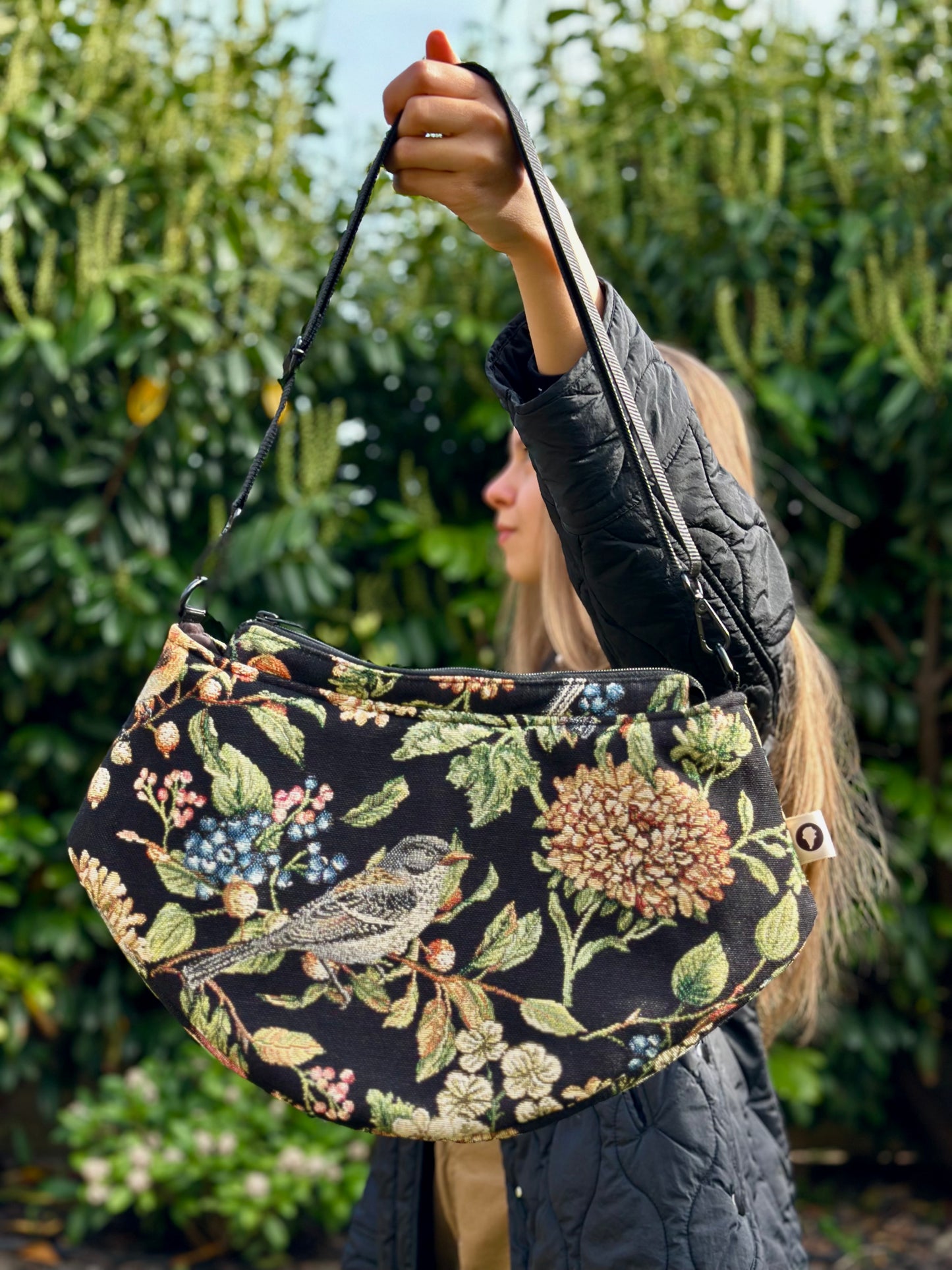 Paradise bird flora